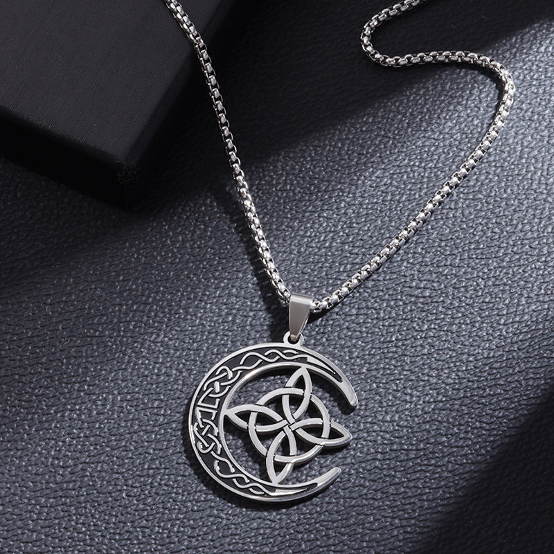 Collier pendentif lune celtique