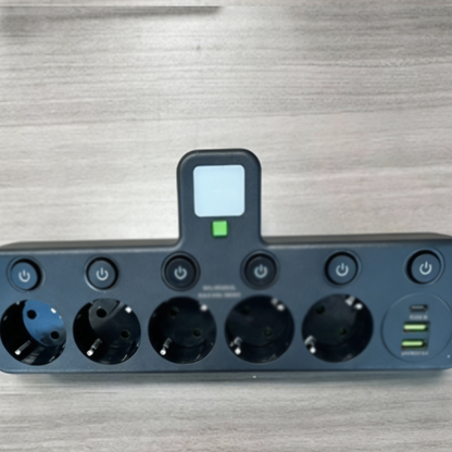 Multiprise gain de place avec éclairage et USB