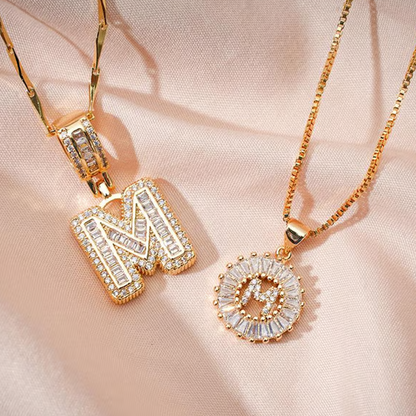 Collier pendentif alphabet doré