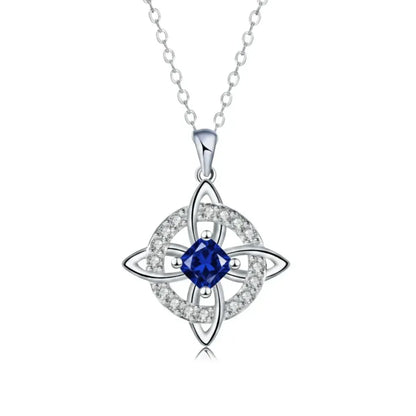 Collier avec nœud de sorcière et pierre de naissance