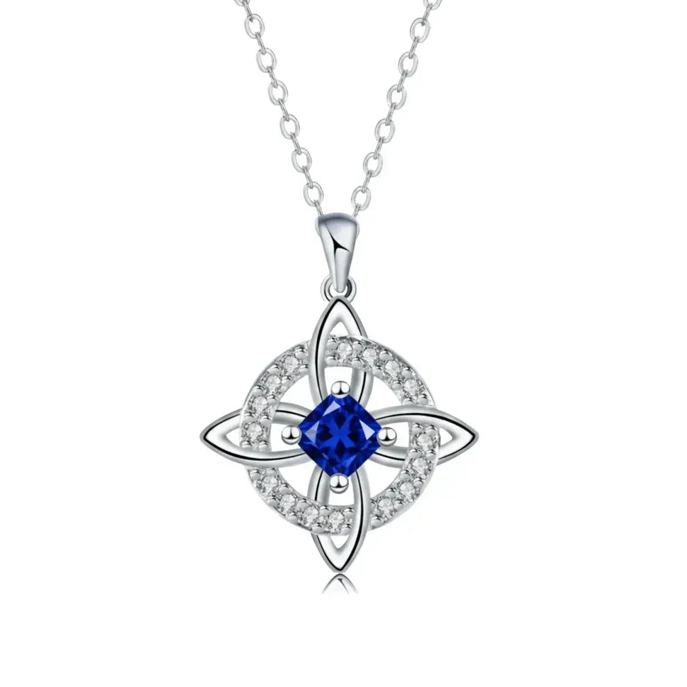 Collier avec nœud de sorcière et pierre de naissance