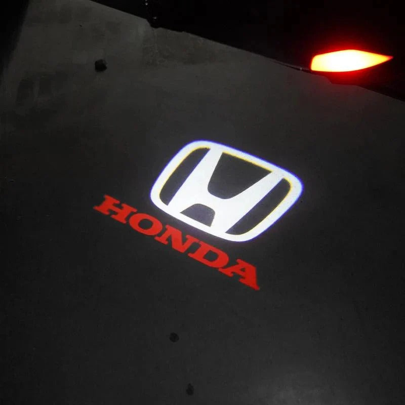 Projecteur de logo pour voiture – Illuminez votre entrée avec un logo élégant