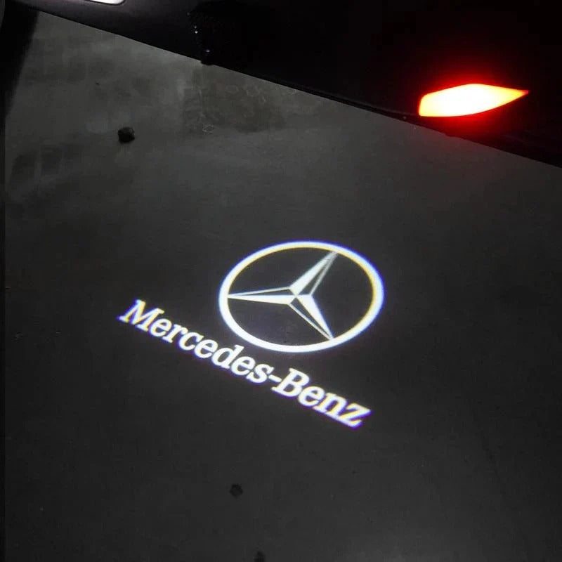 Projecteur de logo pour voiture – Illuminez votre entrée avec un logo élégant