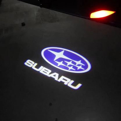 Projecteur de logo pour voiture – Illuminez votre entrée avec un logo élégant