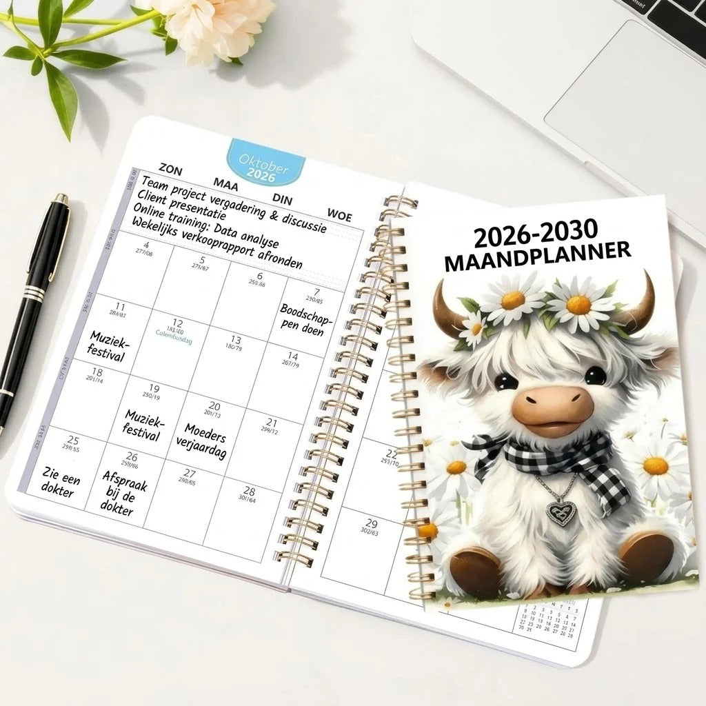 Agenda mensuel A5 sur 5 ans 2026–2030 avec motif vache Highland