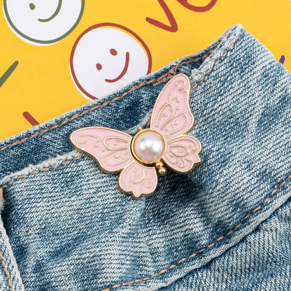 Fini les pantalons qui tombent ! La boucle papillon amovible