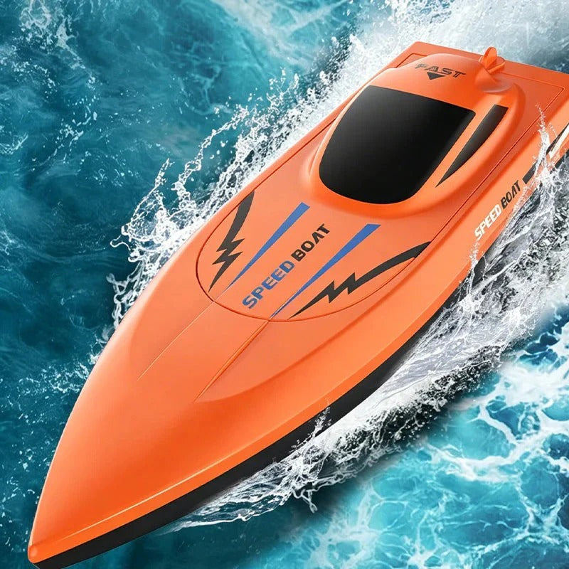 Bateau de course radiocommandé ultra-rapide 2,4 GHz avec doubles moteurs
